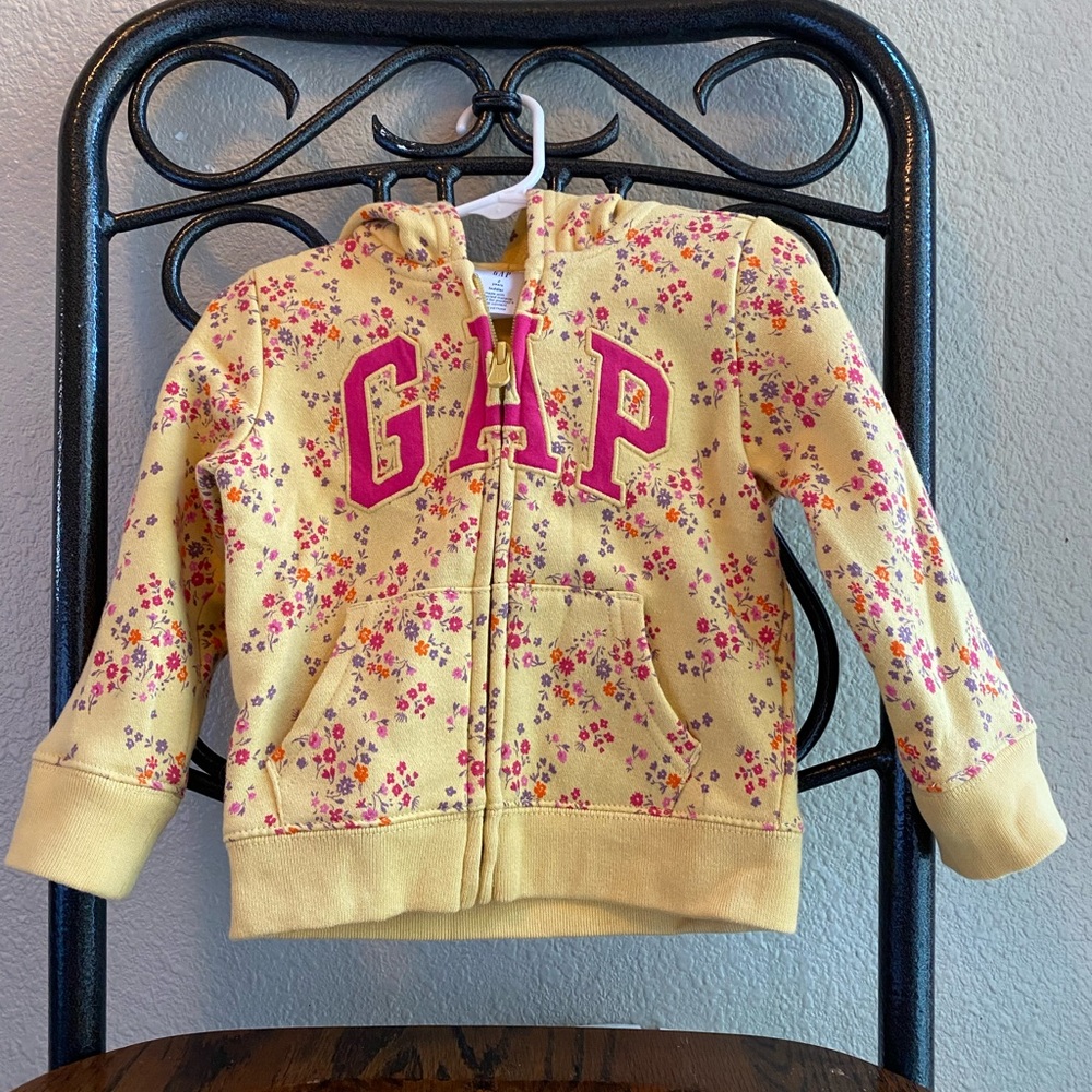 Gap Hoodie